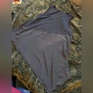 Simply Vera Vera Wang Black and Gray Blouse